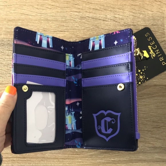 Loungefly  Cinderella’s castle backpack and wallet set NWT main image 12
